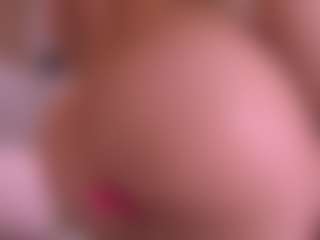Live cam show with violeta-sanz - Bedroom on Camsoda