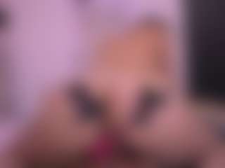 violeta-sanz's Live Sex Cam Show