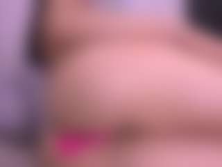 Live cam show with violeta-sanz - Dirty Talk on liverealitysex.com