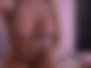 violeta-sanz's Live Sex Cam Show