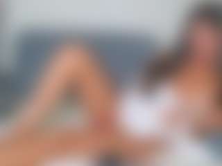 adriannakiss MILF webcam performer live streaming