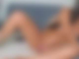 adriannakiss MILF webcam performer live streaming