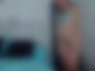 Sara_Blue's Live Sex Cam Show
