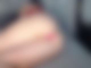 Sara_Blue's Live Sex Cam Show