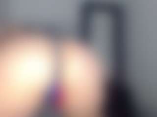 Sara_Blue's Live Sex Cam Show