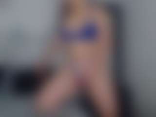 Sara_Blue's Live Sex Cam Show