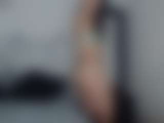 Sara_Blue's Live Sex Cam Show