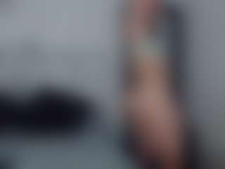 Sara_Blue's Live Sex Cam Show