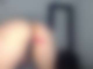 Sara_Blue's Live Sex Cam Show