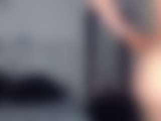 Sara_Blue's Live Sex Cam Show