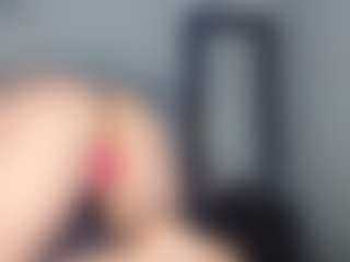 Sara_Blue's Live Sex Cam Show