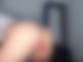 Sara_Blue's Live Sex Cam Show