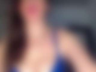 Live cam show with Sara_Blue - Brown Hair Toys on Camsoda