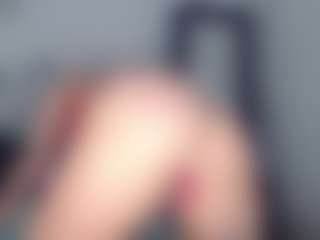 Live cam show with Sara_Blue - Shaved Pussy Mature on Camsoda