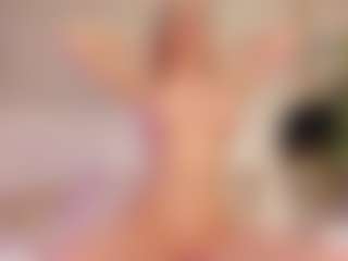 Emilly Bronte's Live Sex Cam Show