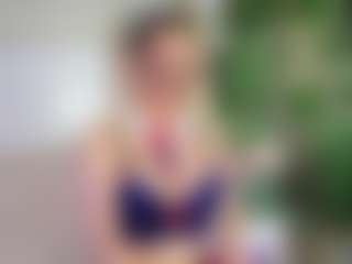 Live cam show with Emilly Bronte - Big Tits on Fit Hotties