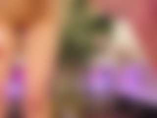 Live cam show with Emilly Bronte - Lovense on makecum.org