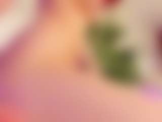 Live cam show with Emilly Bronte - Squirt on Milfs Live