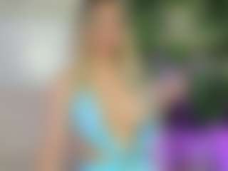 Emilly Bronte's Live Sex Cam Show