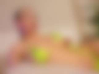 Emilly Bronte's Live Sex Cam Show
