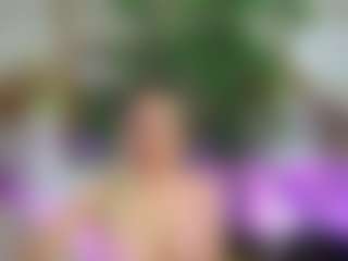 Emilly Bronte's Live Sex Cam Show