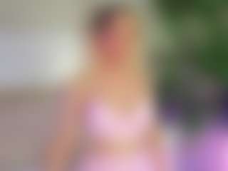 Emilly Bronte's Live Sex Cam Show