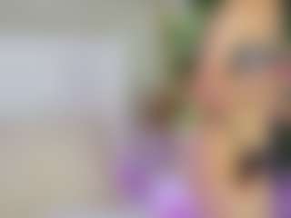 Live cam show with Emilly Bronte - Blonde Hair Cum on TastyBlacksLive