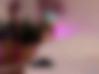 Emilly Bronte's Live Sex Cam Show
