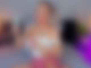 Emilly Bronte's Live Sex Cam Show