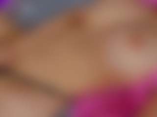 Live cam show with Emilly Bronte - Blonde Hair Dildo on Hubzter Live