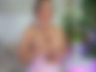 Emilly Bronte's Live Sex Cam Show