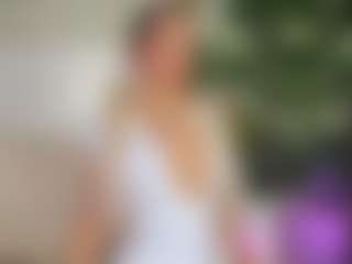 Emilly Bronte's Live Sex Cam Show