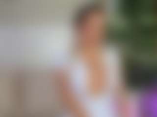 Live cam show with Emilly Bronte - Lovense on Big Tits