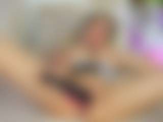 Live cam show with Emilly Bronte - Skinny on Camsoda.co