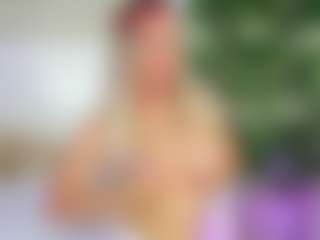 Live cam show with Emilly Bronte - Drinking on sexytreat.net