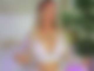 Emilly Bronte's Live Sex Cam Show