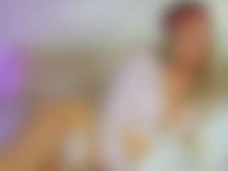Emilly Bronte's Live Sex Cam Show