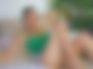 Emilly Bronte's Live Sex Cam Show