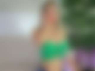 Emilly Bronte's Live Sex Cam Show