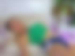 Emilly Bronte's Live Sex Cam Show