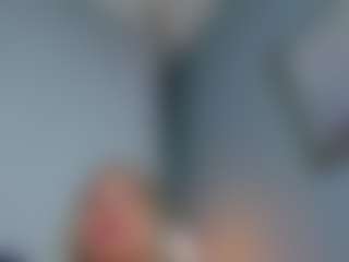 Emilly Bronte's Live Sex Cam Show