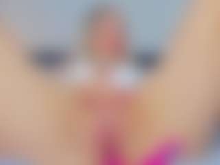 Emilly Bronte's Live Sex Cam Show