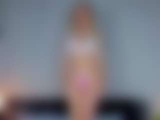 Live cam show with Emilly Bronte - Squirt Blonde Hair on Camsoda