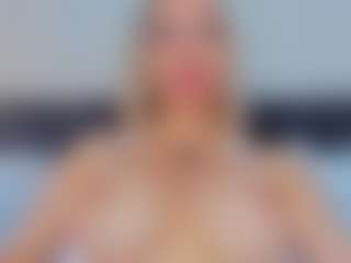 Emilly Bronte's Live Sex Cam Show