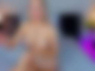 Emilly Bronte's Live Sex Cam Show