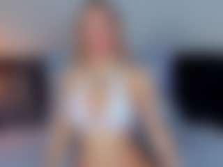 Emilly Bronte's Live Sex Cam Show