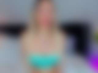 Live cam show with Emilly Bronte - Squirt Teen (18+) on Camsoda