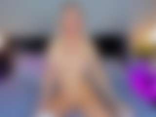 Emilly Bronte's Live Sex Cam Show