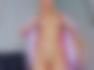Emilly Bronte's Live Sex Cam Show