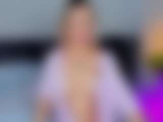 Live cam show with Emilly Bronte - Amateur on hornycams.live